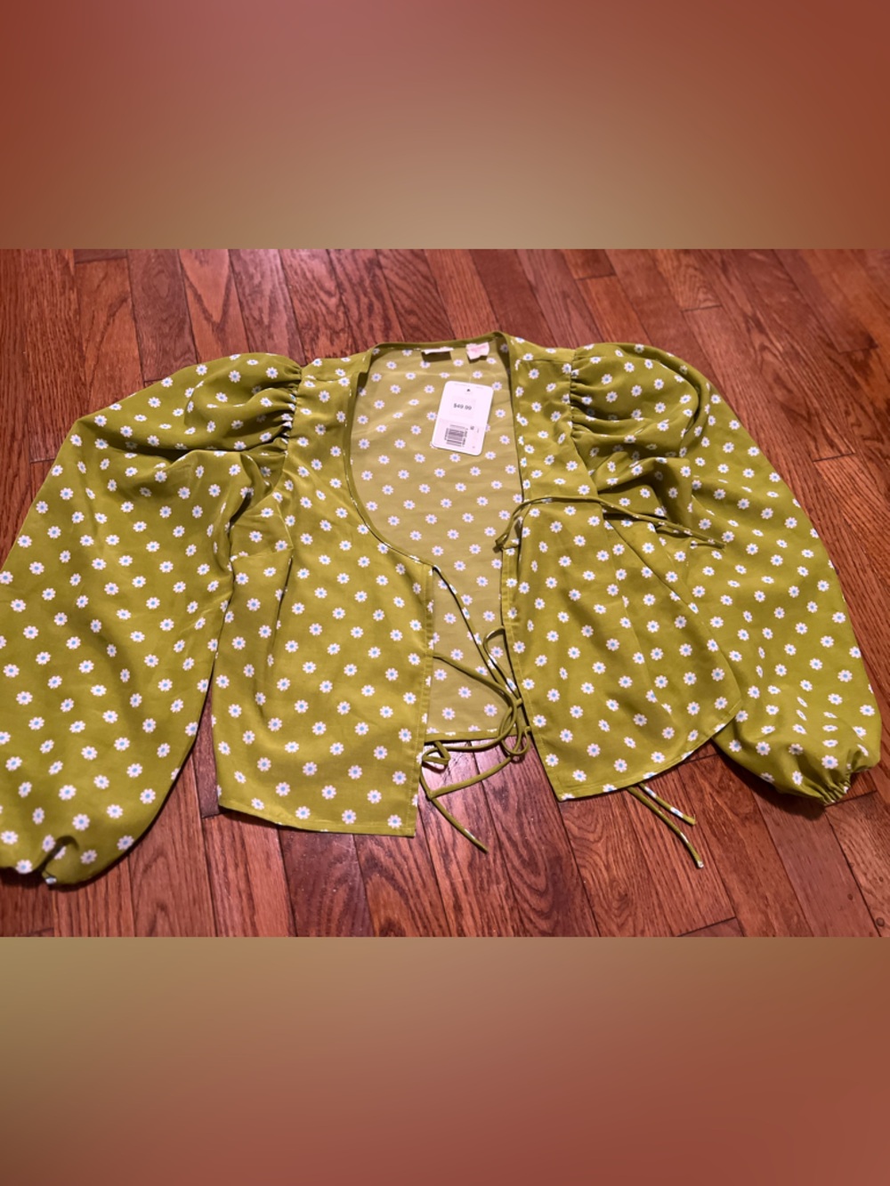 Levi's Olive Green Floral Puff Sleeve Crop Top